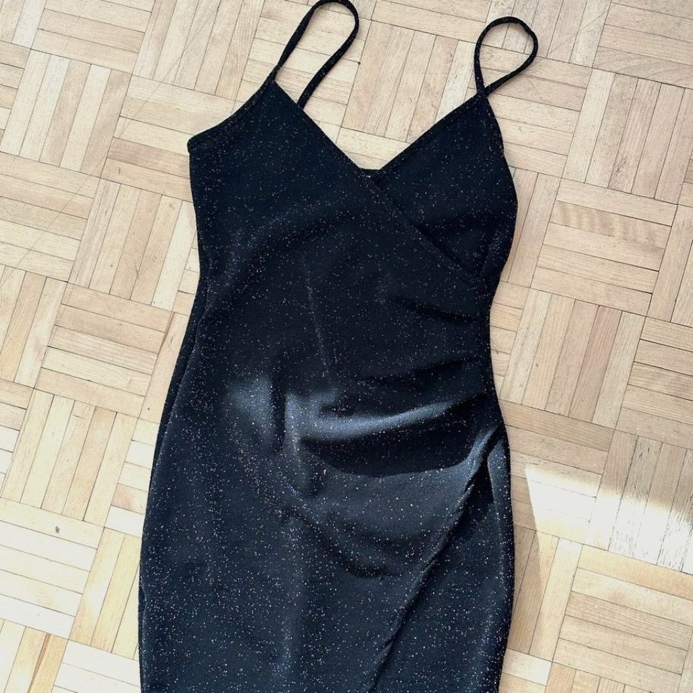 Poison Ivy Bodycon Shimmer Dress Black- Small
